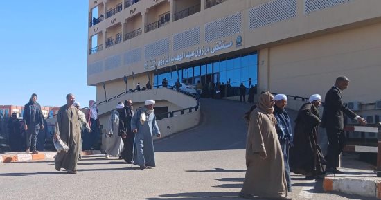 حزن فى قنا.. 6 ضحايا من قرية واحدة فى انقلاب ميكروباص داخل ترعة "فيديو"
