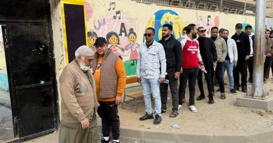 توافد المواطنين على لجان المطرية للإدلاء بأصواتهم فى جولة الإعادة.. صور
