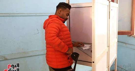 انتظام التصويت فى انتخابات مجلس النواب بالبساتين