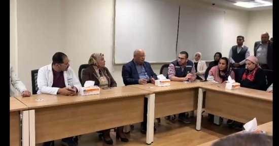 وفد من البنك الدولى ومنظمة الصحة العالمية يزور منظومة التأمين الصحى بالأقصر