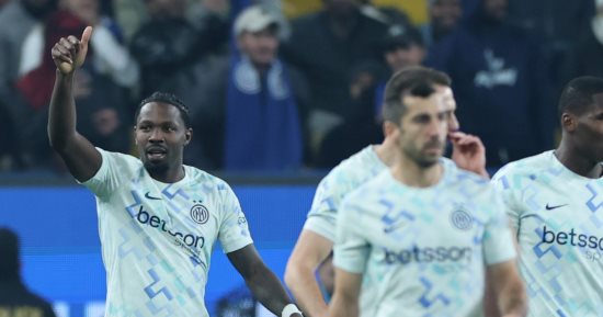 بولونيا ضد الإنتر.. التعادل 1-1 يحسم الشوط الأول بنصف نهائى السوبر الإيطالي