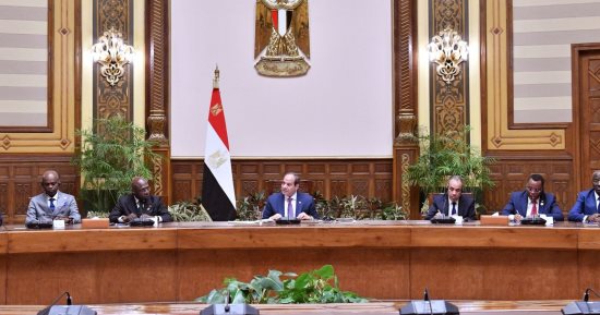 الرئيس السيسى: مصر رغم خلافها مع إثيوبيا لم توجه أبداً أى تهديد لها.. صور