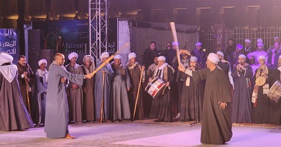على أطلال معبد الأقصر وساحة أبوالحجاج.. افتتاح الدورة 15 للمهرجان القومى للتحطيب.. فيديو