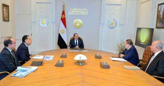 الرئيس السيسى يطلع على المؤشرات الخاصة بتدعيم احتياطات الدولة من النقد الأجنبى