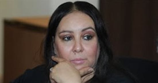 ابنة السيناريست هناء عطية: والدتى تعانى من التهاب رئوى حاد واشتباه فى جلطة
