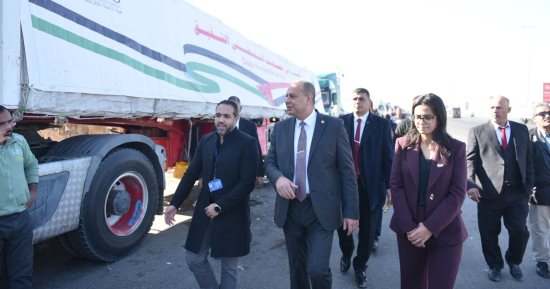 وزارة التموين تطلق قافلة مساعدات جديدة بحمولة 1766 طنًا لدعم غزة