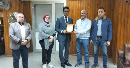 بدء أول اختبار لاختيار كوادر الصيدلة الإكلينيكية للعمل بمستشفيات سوهاج