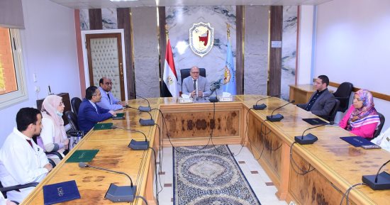 فريق طبى بجامعة سوهاج ينجح فى إنقاذ حياة طفل رضيع.. ماذا حدث؟