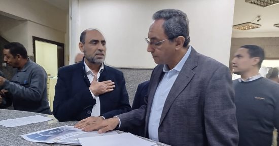 محافظ قنا يتابع ملف تراخيص البناء ويوجه بسرعة البت فى طلبات التصالح