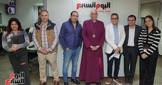 رئيس الكنيسة الأسقفية يشيد بتميز "اليوم السابع" خلال زيارته لصالة التحرير