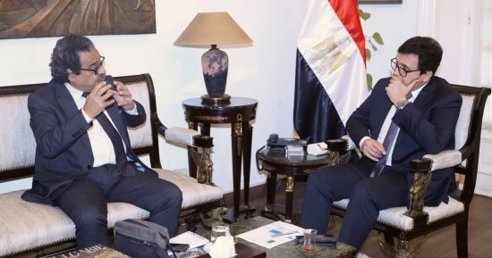 وزير الثقافة يبحث مع رئيس اتحاد الناشرين استعدادات معرض القاهرة الدولة