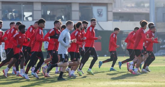 مران الأهلى.. محاضرة من توروب للتركيز على الفنيات قبل مباراة الاتصالات