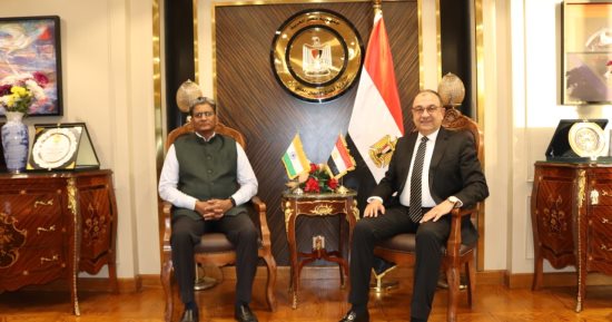وزير قطاع الأعمال العام يستقبل سفير الهند بالقاهرة لبحث تعزيز التعاون وفرص الاستثمار