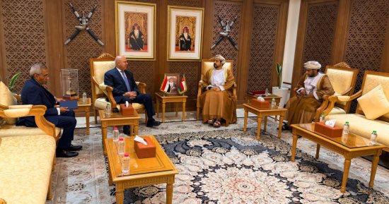 كامل الوزير يبحث مع وزير التجارة العماني تعزيز التعاون والربط البحري بين البلدين