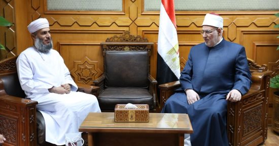 وكيل الأزهر يستقبل وفدا عمانيا للاطلاع على التجربة الأزهرية فى التوعية الأسرية