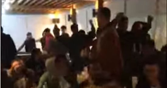 فرحة أهالى كفر الشيخ بفوز مصر على زيمبابوى.. فيديو