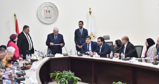 وزير التعليم العالى يعلن أسماء 50 فائزًا بقرعة الحج للعام 2026 / 1447هـ