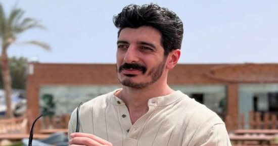هل يحصل التيك توكر شاكر محظور على عفو بعد قضائه نصف المدة؟.. غسل الأموال تمنعه