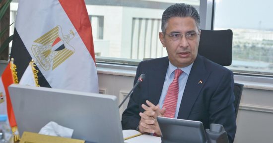 وزارة التموين تطرح منتجات اللحوم الطازجة والمجمدة والأسماك بتخفيضات 20% بمناسبة أعياد الميلاد.. زيادة طرح المعروض من منتجات زيت الطعام لتلبية احتياجات المواطنين.. والأسماك تبدأ من 90 جنيها