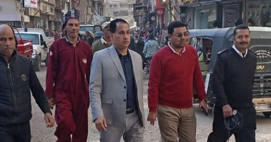 تحرير 11 محضرا فى حملة إشغالات مكبرة بمركز البلينا فى سوهاج