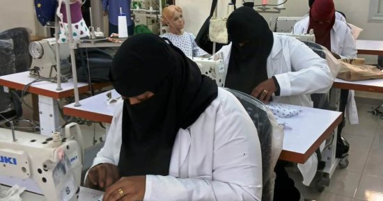 الإنتهاء من تنفيذ البرنامج التدريبى فى مجال الملابس بأسوان