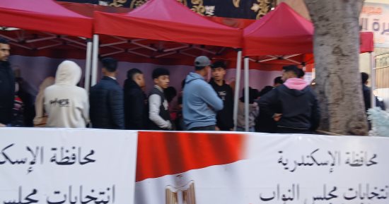 شاهد توافد الناخبين على لجان إعادة انتخابات مجلس النواب بدائرة الرمل فى الإسكندرية