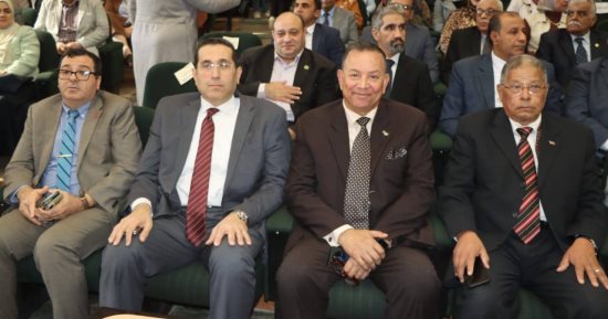 رئيس الجامعة المصرية للتعلم الإلكتروني يشارك في حفل جامعة المنوفية بعيدها الـ49