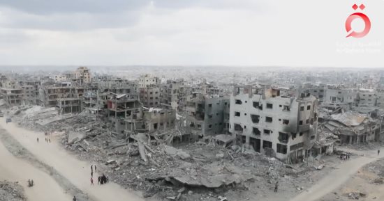 إصابات بين الفلسطينيين جراء انهيار مبنى متضرر من قصف سابق للاحتلال غرب غزة