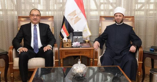 وزير الأوقاف يستقبل وزير قطاع الأعمال العام لبحث تعزيز التعاون والتكامل