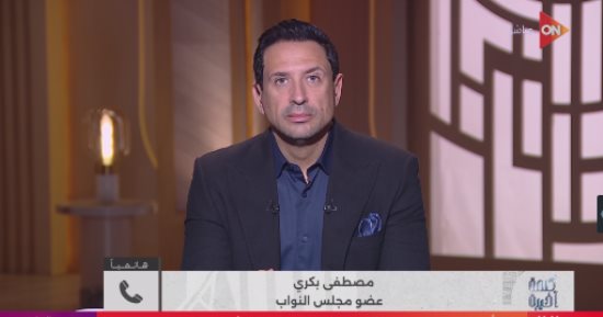مصطفى بكري: علاء عبد الفتاح أداة لتفكيك الدولة.. وانكشف زيف البطولة الوهمية