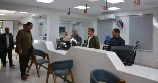سكرتير عام الوادى الجديد يتابع تشغيل المركز التكنولوجى لخدمات المواطنين