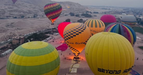 إلغاء رحلات البالون الطائر بالأقصر غدًا بسبب سوء الأحوال الجوية