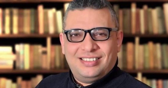 منصور هندى يخضع لعملية جراحية بعد تعرضه لحادث