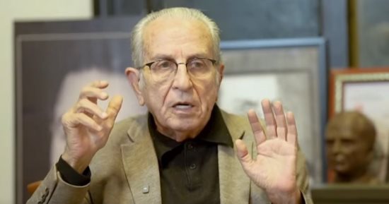 على بدرخان يكشف كواليس آخر مكالمة مع السندريلا.. فيديو