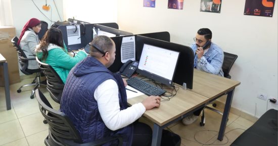 مديرة مكتب الشكاوى بالقومى للمرأة تكشف لـ"اليوم السابع": شروط التقدم بشكوى والخدمات المقدمة للسيدات.. أمل عبد المنعم: استقبلنا آلاف الشكاوى خلال 2025.. وتؤكد: فروعنا فى كل المحافظات ونقدم دعما نفسيا للمعنفات