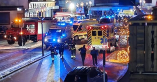 مقتل وإصابة 45 شخصا في حادث انقلاب حافلة بسويسرا