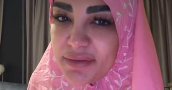 بإسدال الصلاة.. سالى عبد السلام فى رسالة لمتابعيها بعد إعلان خبر حملها