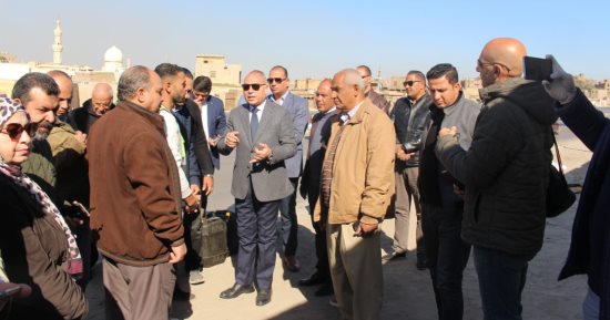 ​محافظ القاهرة يتفقد أعمال ترميم سور مجرى العيون وميدان السيدة عائشة