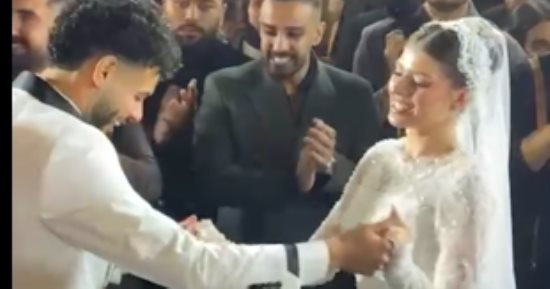 فرحة دونجا بزفافه وسط أصدقائه من نجوم الكرة.. فيديو 