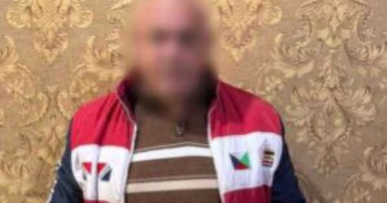 القبض على شخص يوزع أموالا بمحيط لجان حوش عيسى