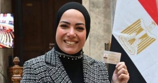 المذيعة آية عبد الرحمن: نطمح لبرلمان قوي وإعلام مسئول في الفصل التشريعي الجديد