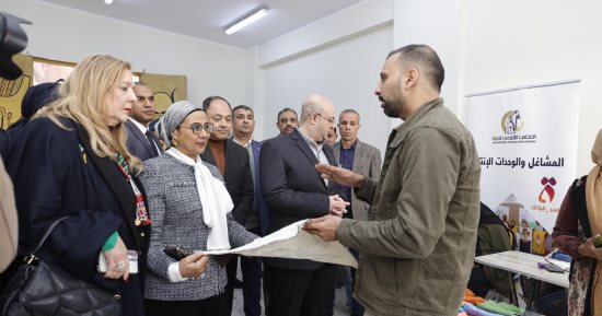 المستشارة أمل عمار تشهد افتتاح مركز ميدوم لتنمية المهارات التراثية بمحافظة بني سويف