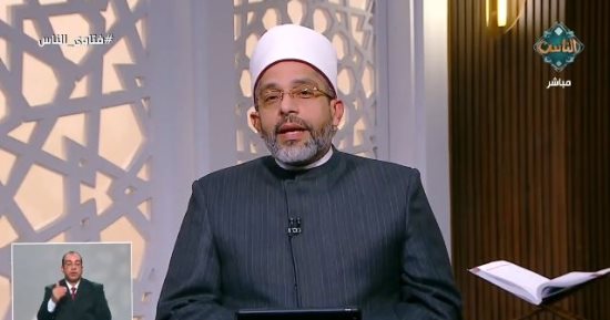 ما أقل عدد تنعقد به صلاة الجماعة؟.. أمين الفتوى يجيب