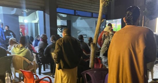 فرحة أهالى الدقهلية بهدف محمد صلاح وصعود المنتخب لدور الـ8.. فيديو
