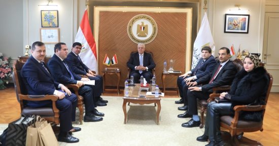 وزير التعليم العالي يستقبل سفير طاجكستان بالقاهرة لبحث آفاق التعاون 