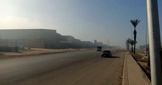 غلق الطريق الإقليمى فى المنوفية بسبب الشبورة المائية.. فيديو