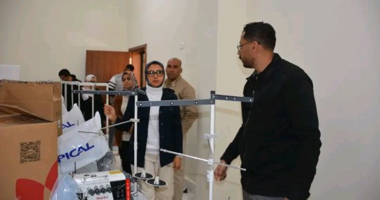 نائب محافظ الوادى الجديد تتفقد المجمع الحرفى بمدينة الخارجة استعدادًا لافتتاحه