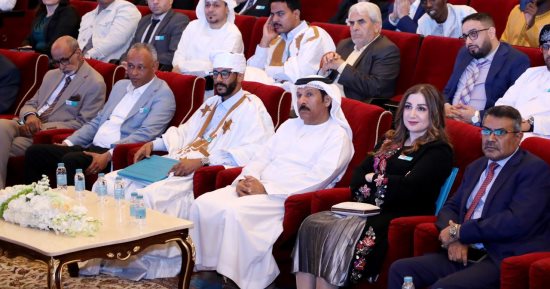 حضور كثيف فى أولى أمسيات مهرجان الشارقة للشعر العربى.. صور