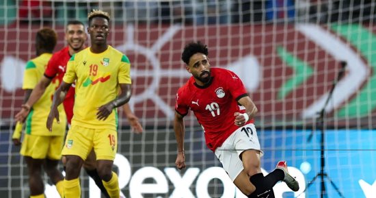 رباعي منتخب مصر تحت مقصلة الإيقاف في صدام كوت ديفوار بكأس الأمم