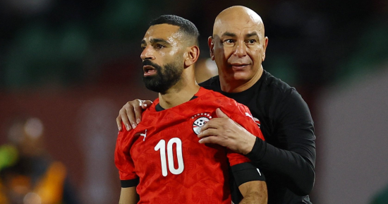 محمد صلاح يُكثف جلساته التحفيزية مع لاعبى منتخب مصر 